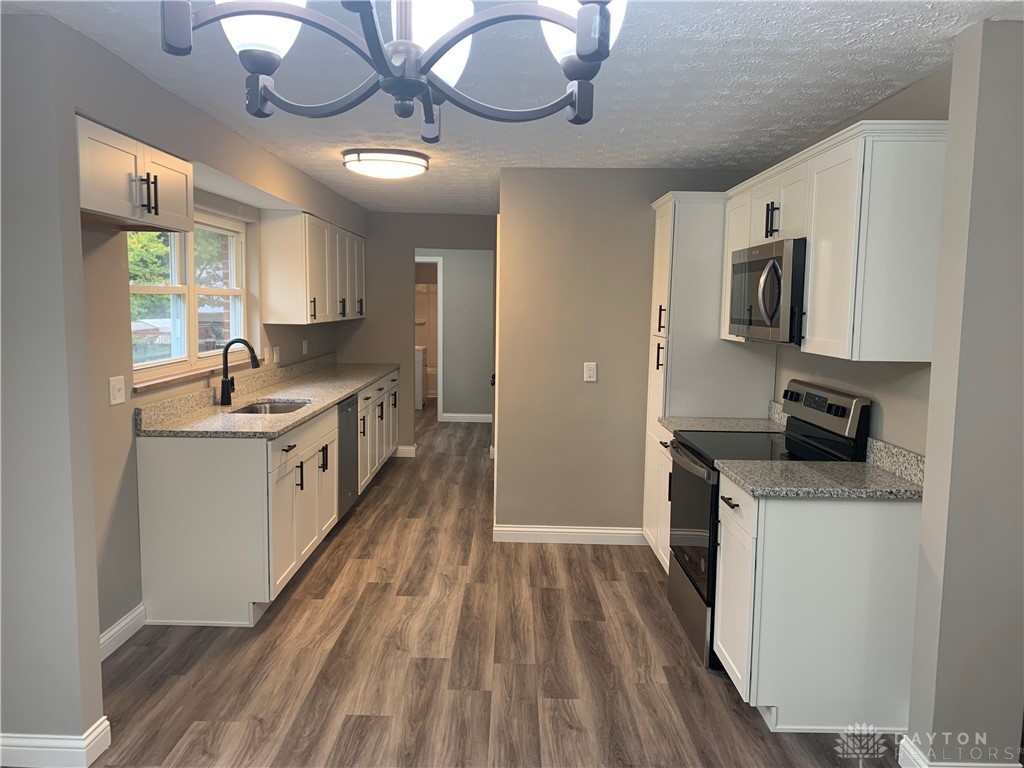 8799 Slagle Road Dayton, OH 45458 - Photo 12 of 22 Gallery Image 12