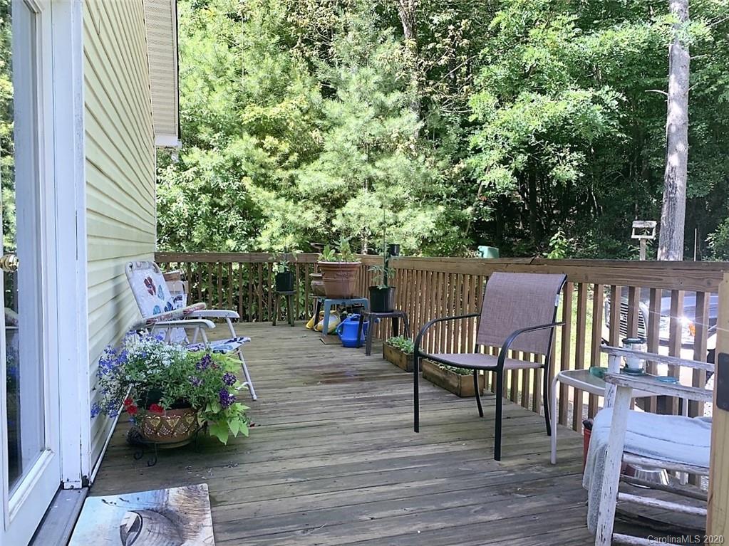 81 Minerva Lane Sapphire, NC 28774 - Photo 12 of 18