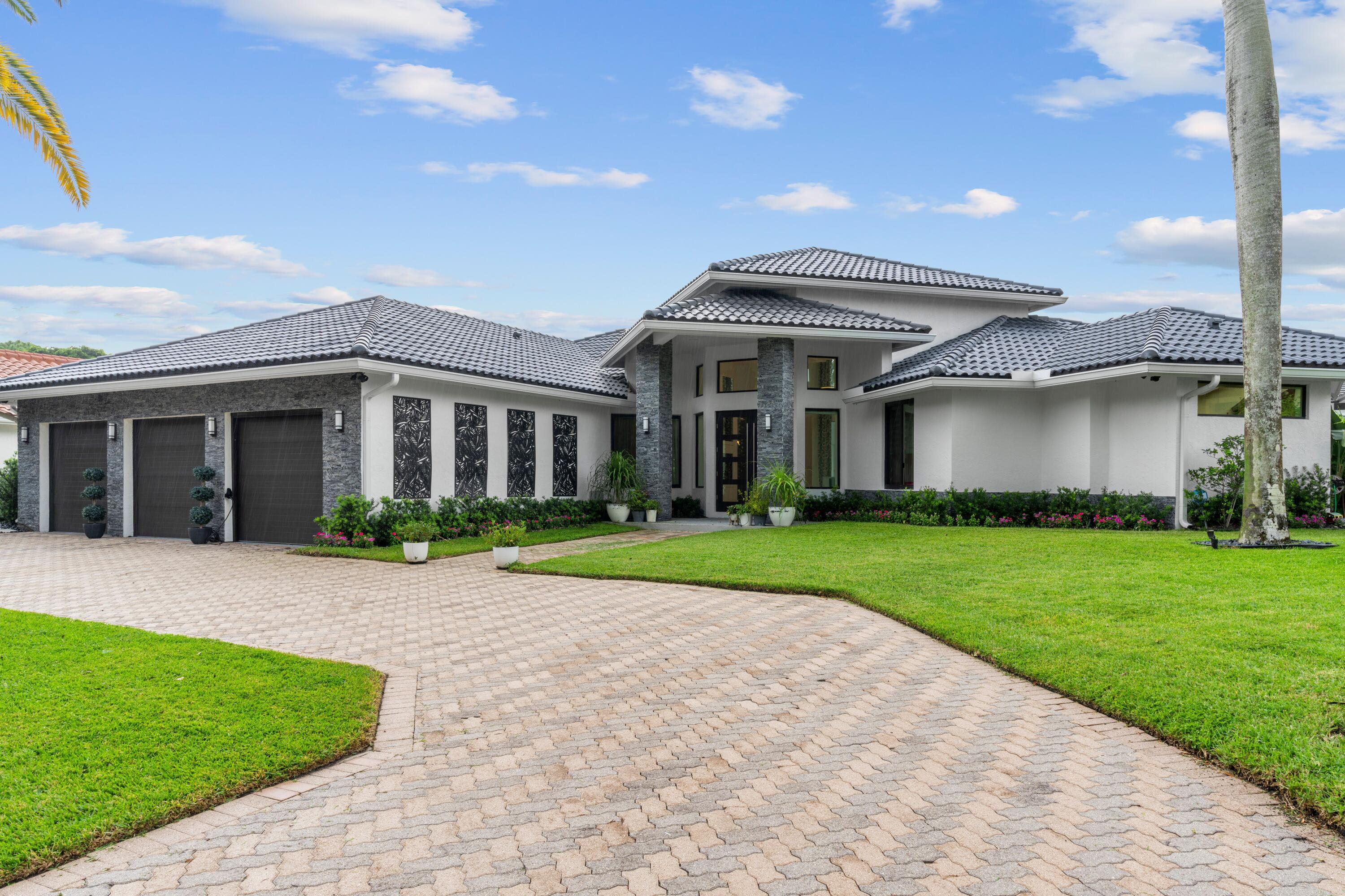 5867 Northwest 23rd Ter  