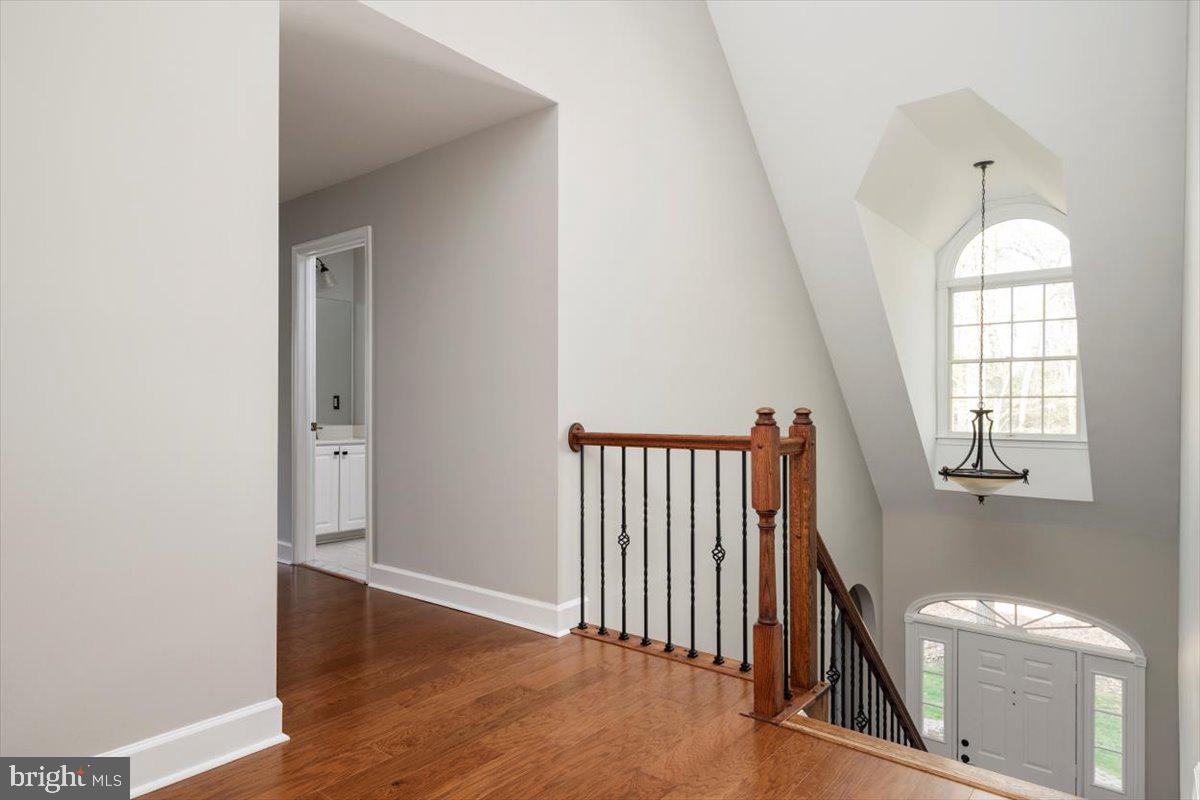 1545 Grays Ford Road Odenton, MD 21113 - Photo 28 of 46 Upper hall