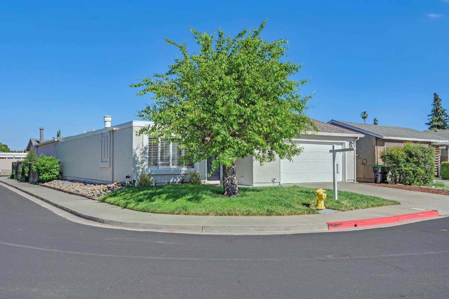 a house view with a outdoor space