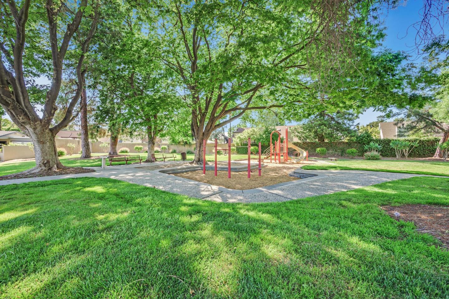 2514 Heatherlark Circle Pleasanton, CA 94566 - Photo 3 of 40 a view of yard with green space