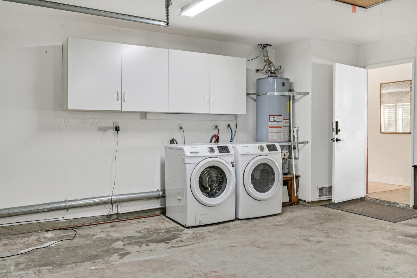 2514 Heatherlark Circle Pleasanton, CA 94566 - Photo 36 of 40 a utility room with dryer and washer