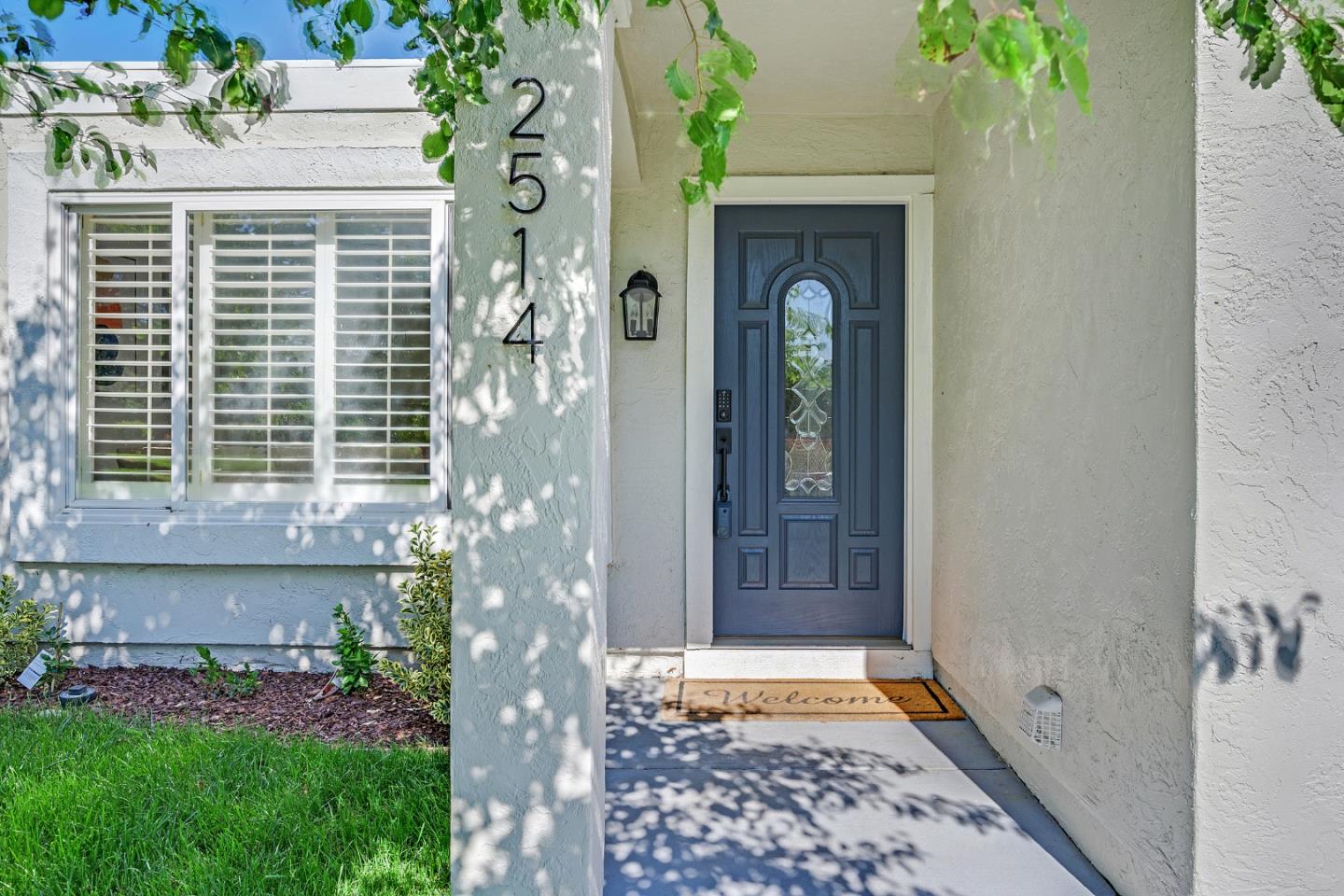 2514 Heatherlark Circle Pleasanton, CA 94566 - Photo 9 of 40 a front view of a house with garden