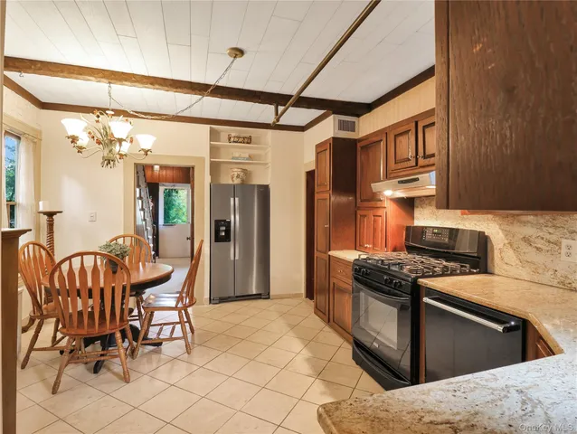 $745,000 | 183 New Hempstead Road, New City, NY 10956