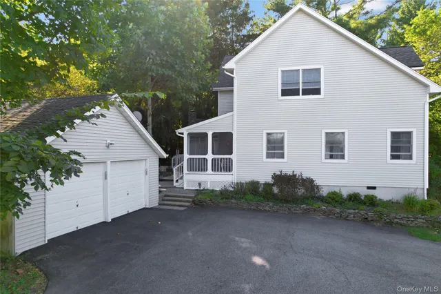 $745,000 | 183 New Hempstead Road, New City, NY 10956