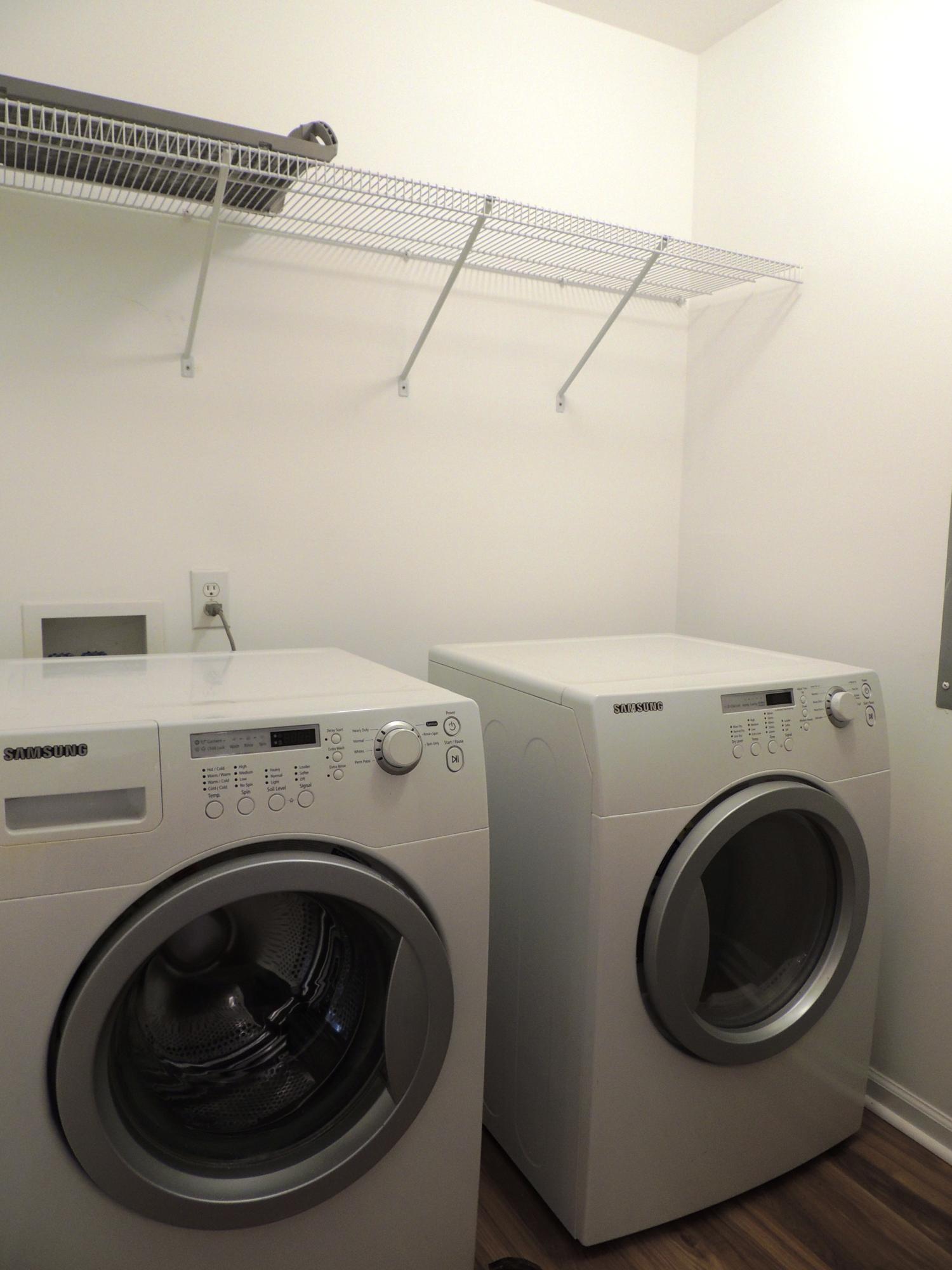 1439 Kefauver Road Southeast Roanoke, VA 24014 - Photo 8 of 14 Laundry Room