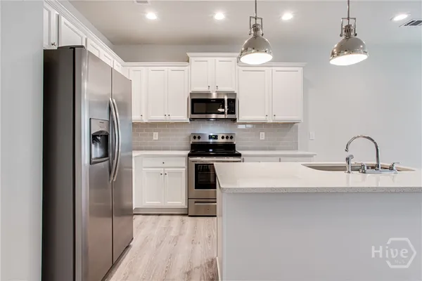 $2,100 | 715 West Vincent Drive, Athens, GA 30607