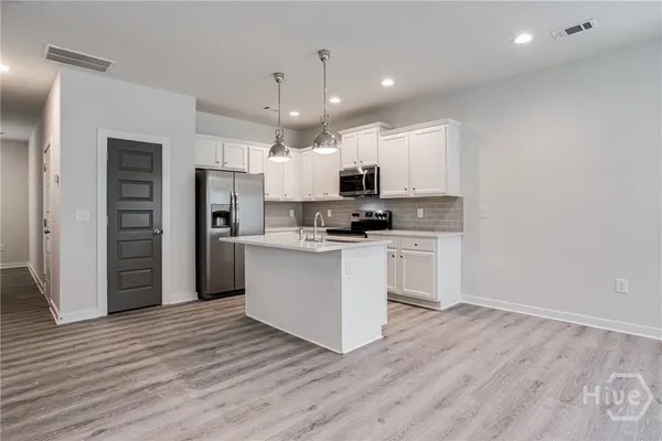 $2,100 | 715 West Vincent Drive, Athens, GA 30607