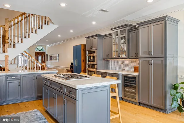 $1,450,000 | 609 South 9th Street, Philadelphia, PA 19147