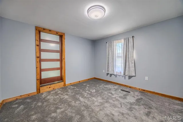 $210,000 | 107 West Ruby Street, Conway, MO 65632