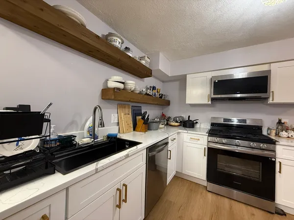$7,200 | 58 Lake Street, Unit 58, Waltham, MA 02451