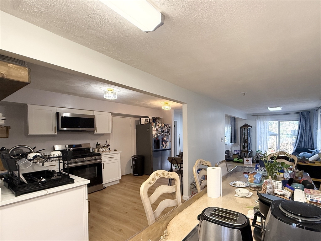 58 Lake Street, Unit 58 Waltham, MA 02451 - Photo 2 of 18