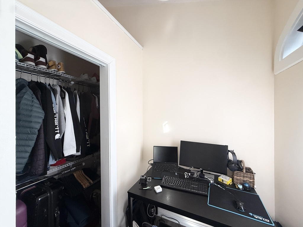 58 Lake Street, Unit 58 Waltham, MA 02451 - Photo 7 of 18