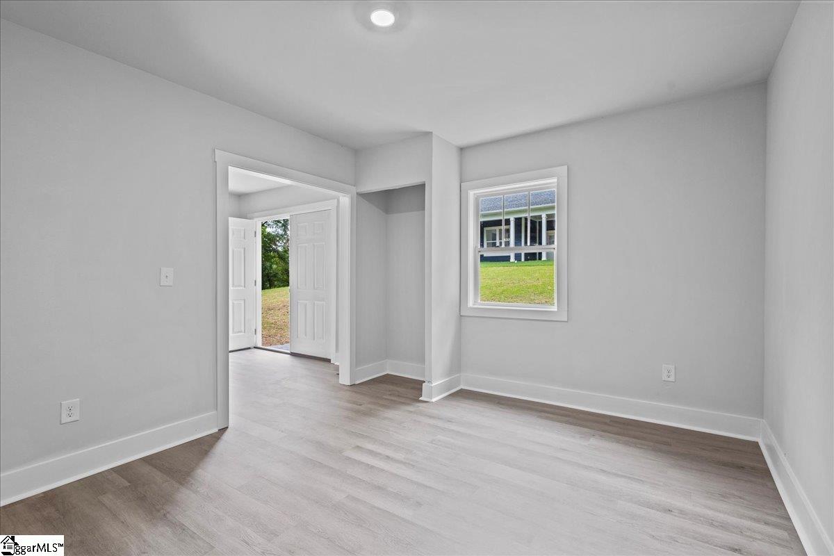 1038 Neely Ferry Road Simpsonville, SC 29680 - Photo 33 of 36 Gallery Image 33