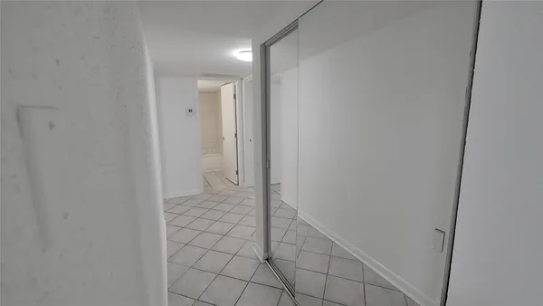 $105,000 | 781 Country Pl Drive, Unit 1061, Houston, TX 77079