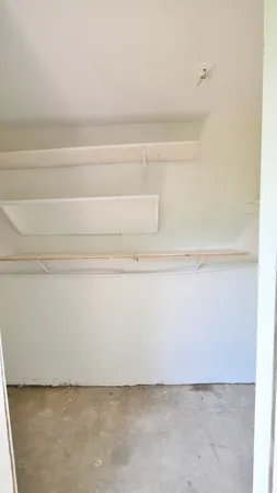 $105,000 | 781 Country Pl Drive, Unit 1061, Houston, TX 77079