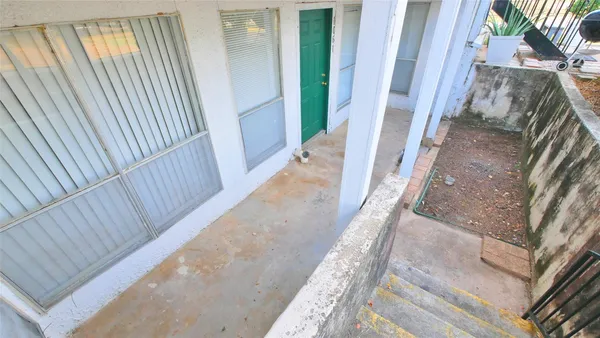 $99,500 | 781 Country Pl Drive, Unit 1061, Houston, TX 77079