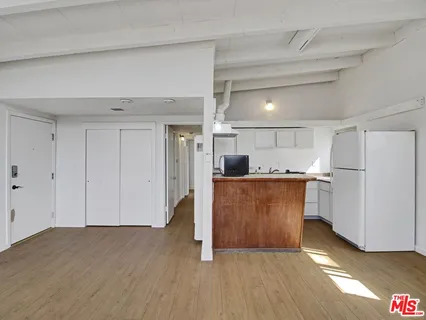 $2,295,000 | 104 Sunridge Street, Playa del Rey, CA 90293