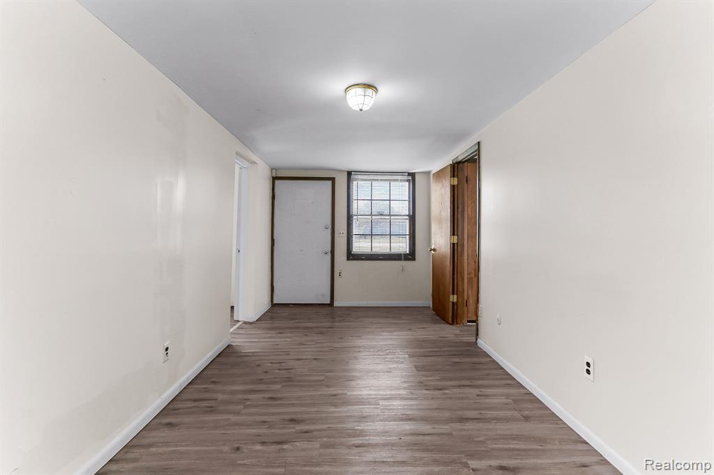 23863 Middlebelt Road Farmington Hills, MI 48336 - Photo 11 of 22