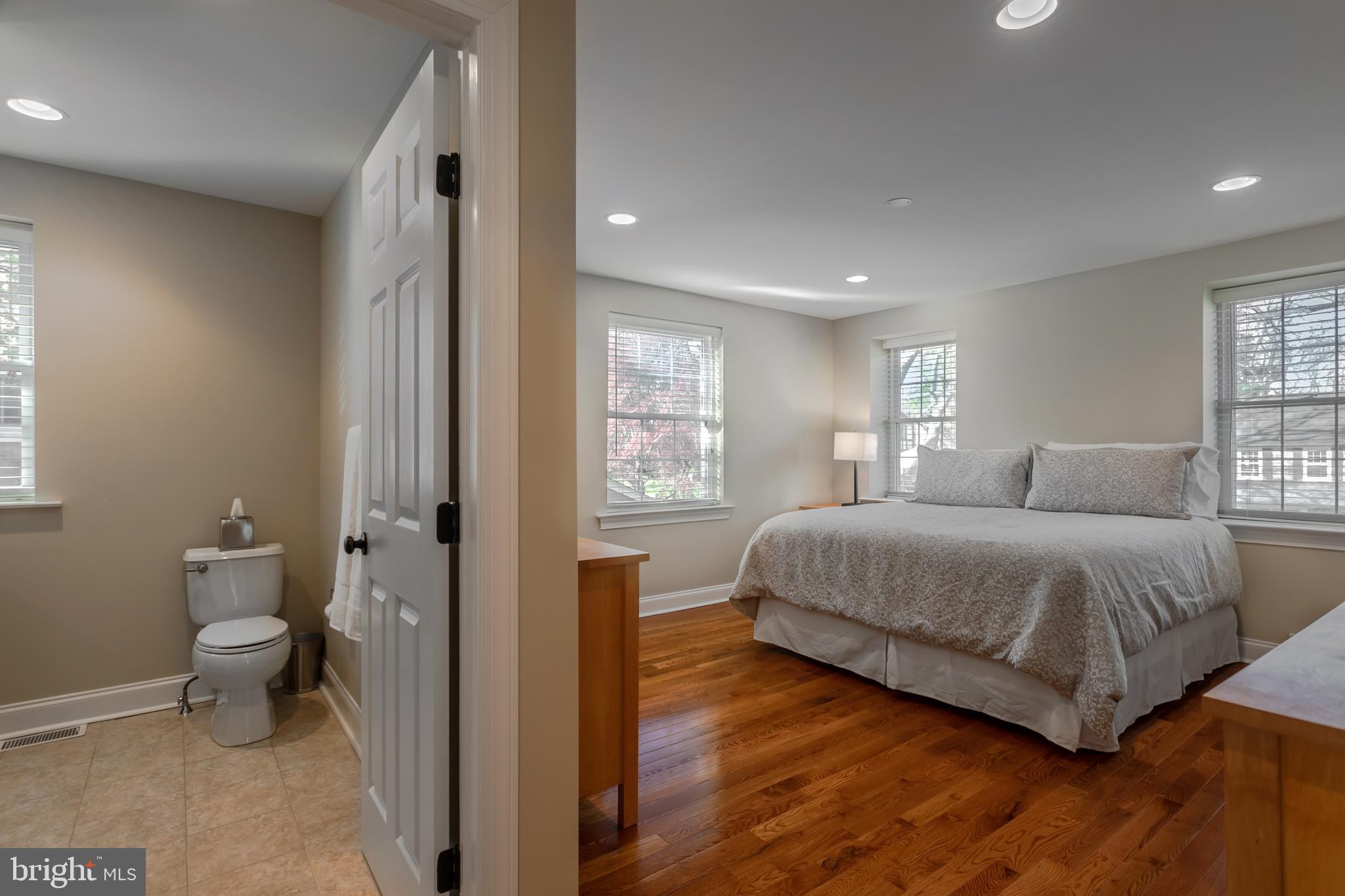 551 Howe Road Merion Station, PA 19066 - Photo 20 of 41