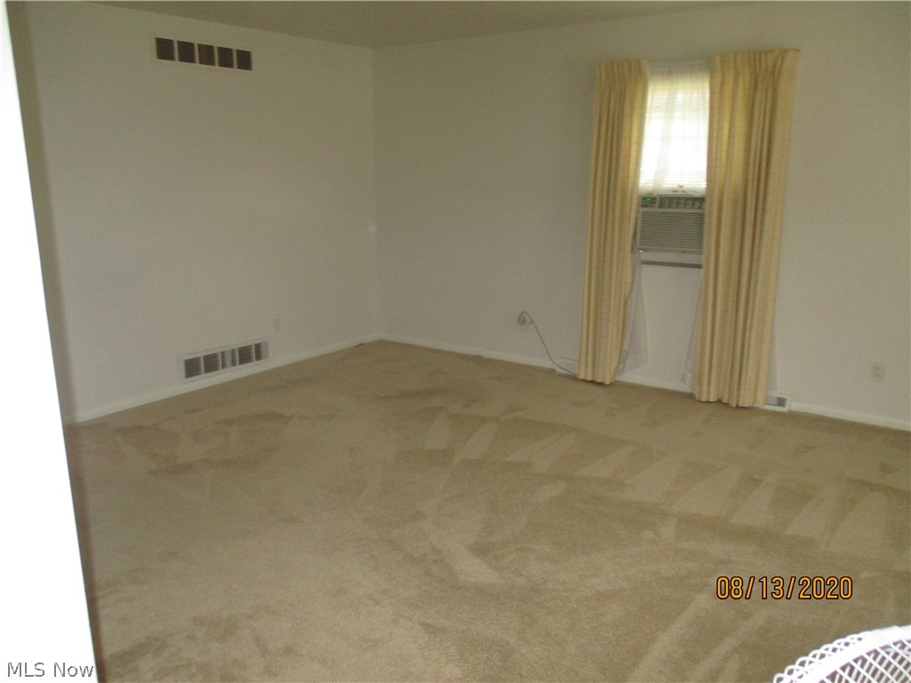 428 Gibbs Road Akron, OH 44312 - Photo 2 of 13 Gallery Image 2
