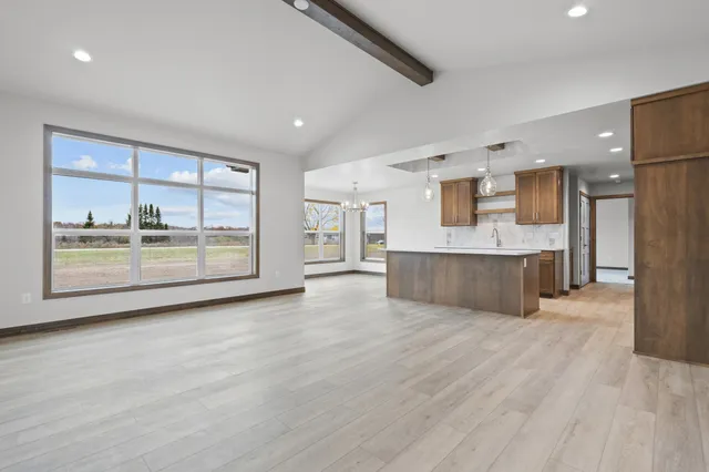 $537,900 | 2998 Creekwood Drive, Green Bay, WI 54311