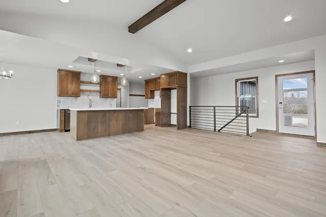 $537,900 | 2998 Creekwood Drive, Green Bay, WI 54311