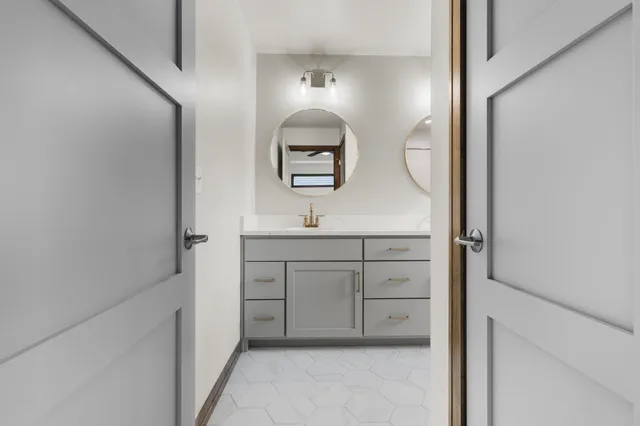 $537,900 | 2998 Creekwood Drive, Green Bay, WI 54311