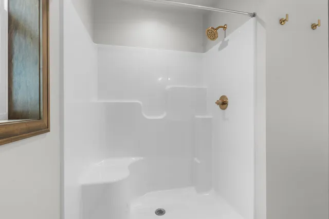 $537,900 | 2998 Creekwood Drive, Green Bay, WI 54311