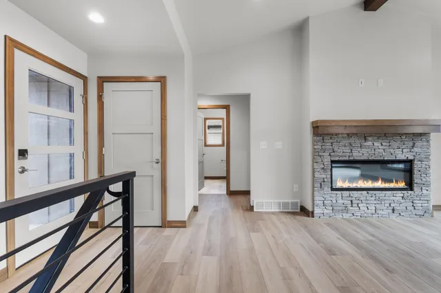 $537,900 | 2998 Creekwood Drive, Green Bay, WI 54311