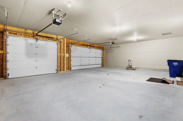 $537,900 | 2998 Creekwood Drive, Green Bay, WI 54311