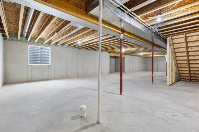 $537,900 | 2998 Creekwood Drive, Green Bay, WI 54311