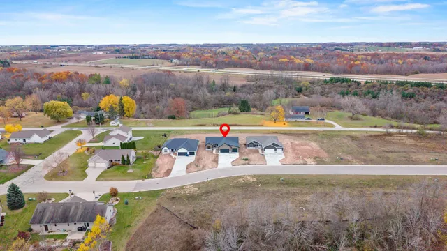 $537,900 | 2998 Creekwood Drive, Green Bay, WI 54311