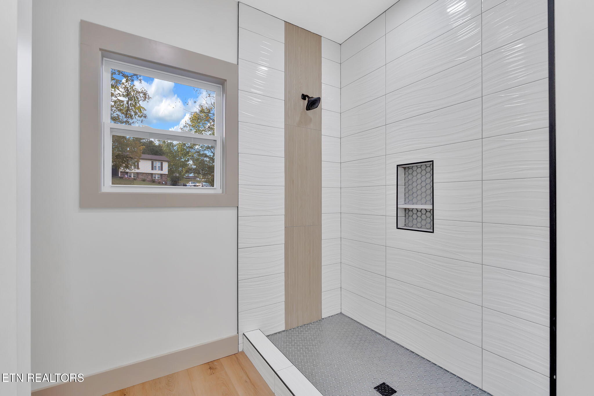 1301 Mountain Terrace Road Knoxville, TN 37932 - Photo 11 of 44 Walk In Shower