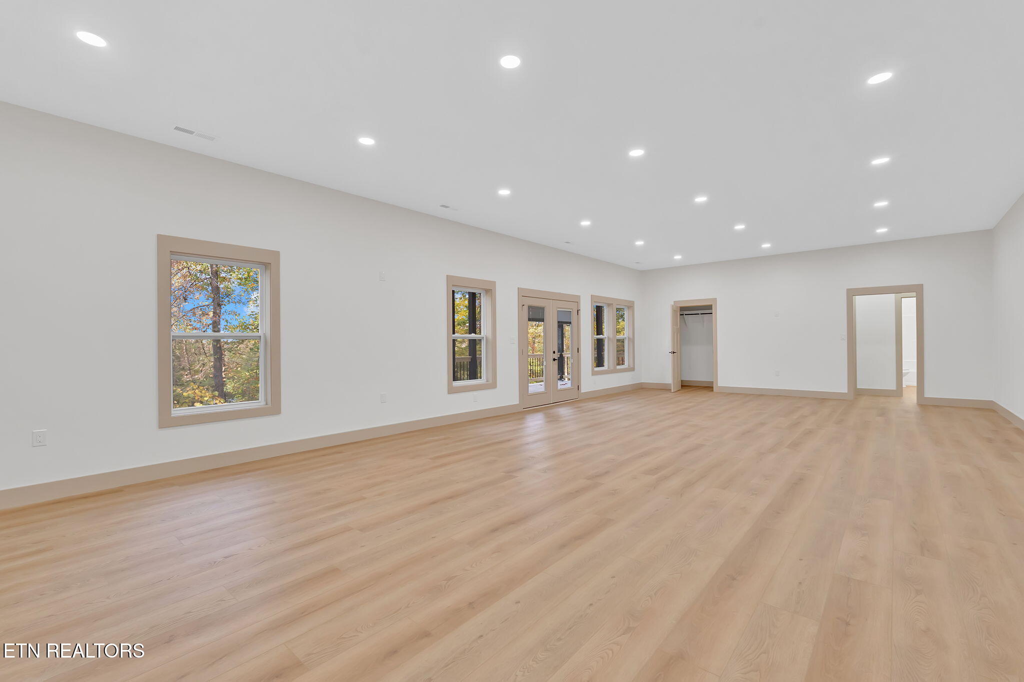 1301 Mountain Terrace Road Knoxville, TN 37932 - Photo 21 of 44 Walkout basement