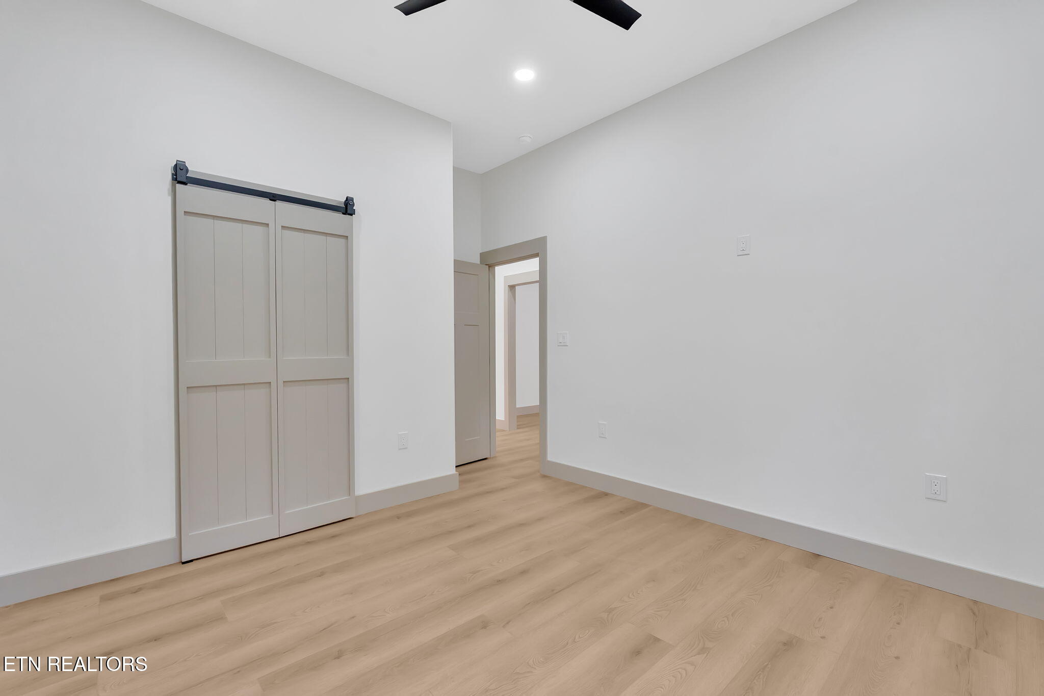 1301 Mountain Terrace Road Knoxville, TN 37932 - Photo 29 of 44 Bedroom #5