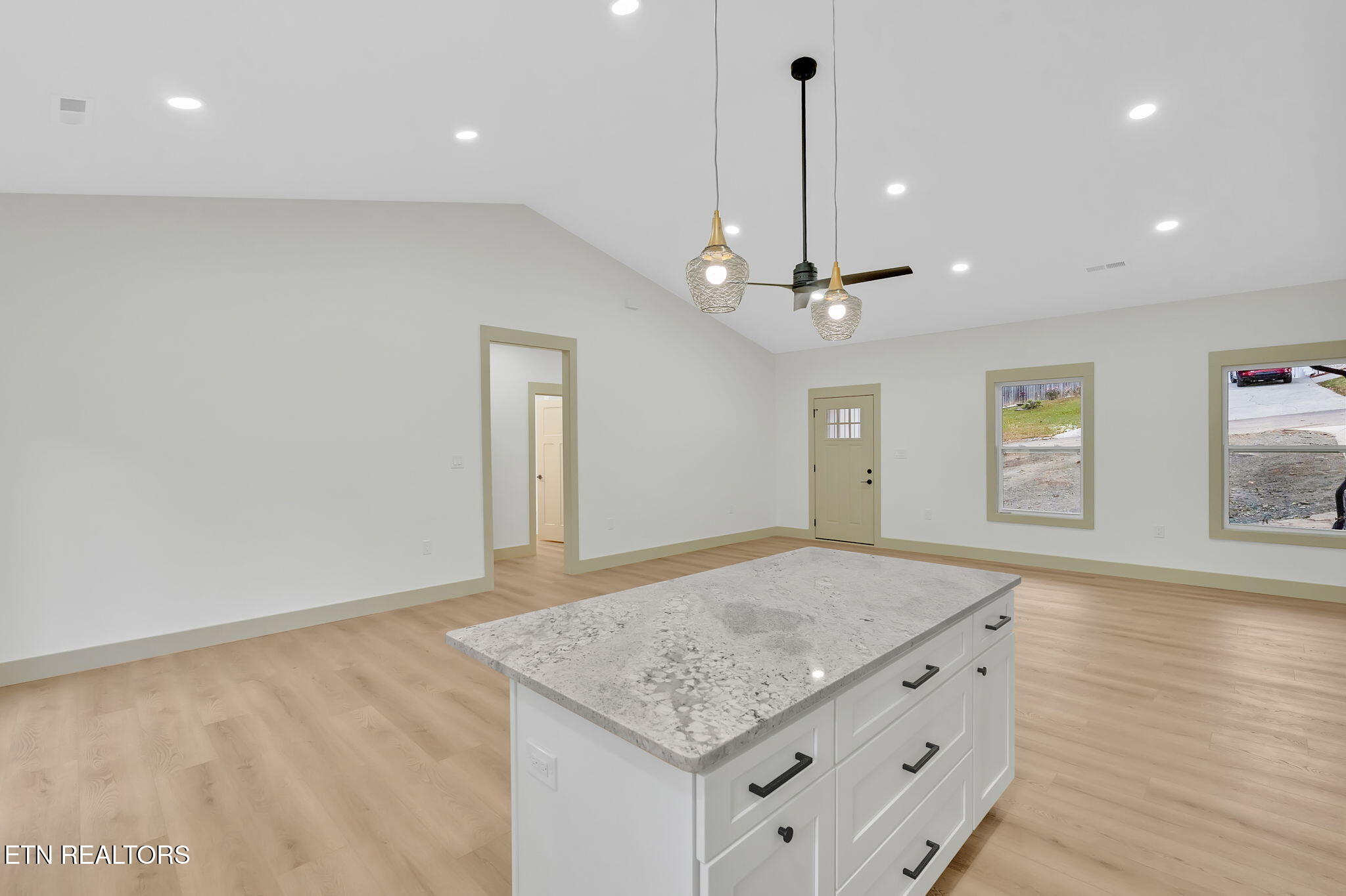 1301 Mountain Terrace Road Knoxville, TN 37932 - Photo 5 of 44 Kitchen/dining room