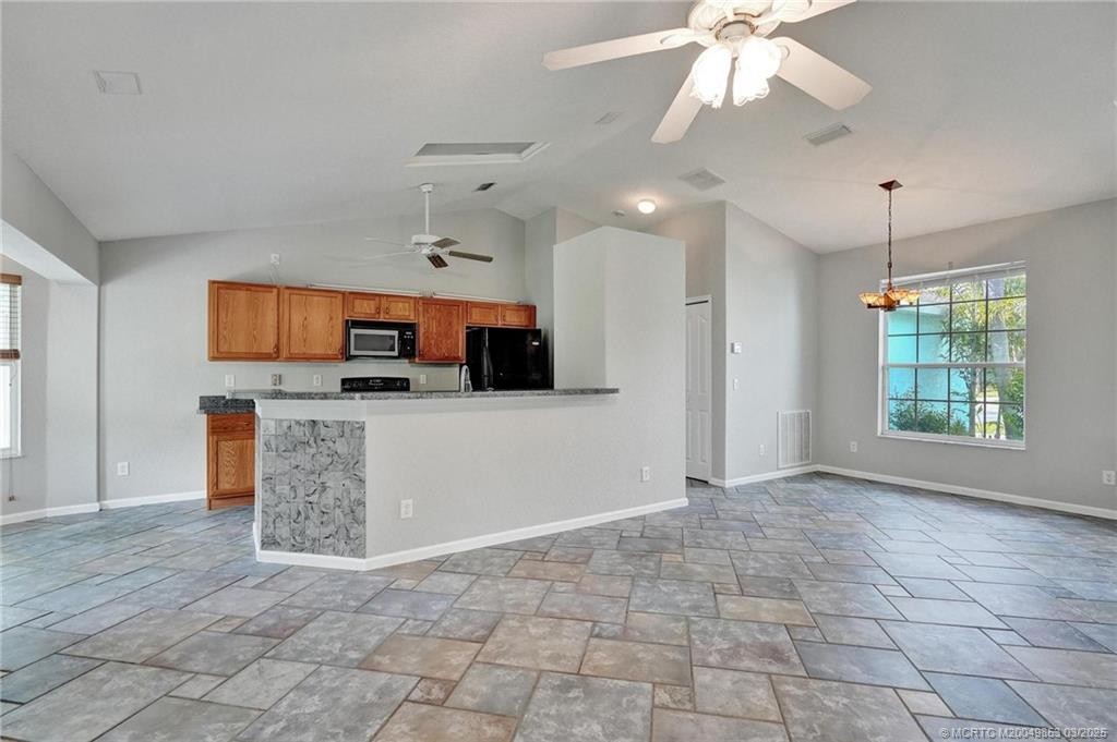 5902 Yucca Drive Fort Pierce, FL 34982 - Photo 10 of 83