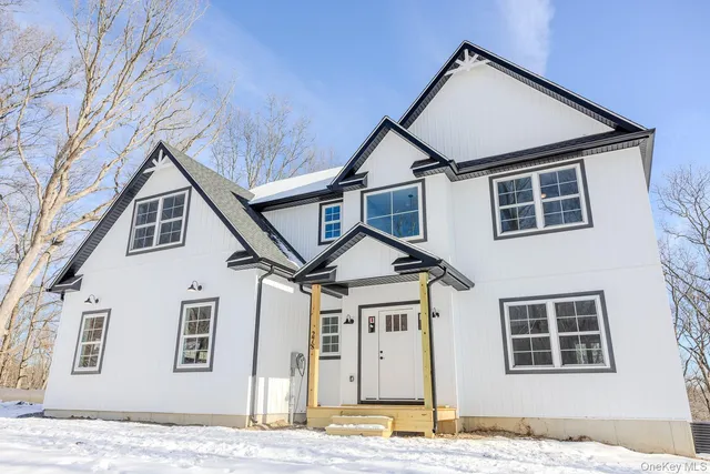 a view of a house with street