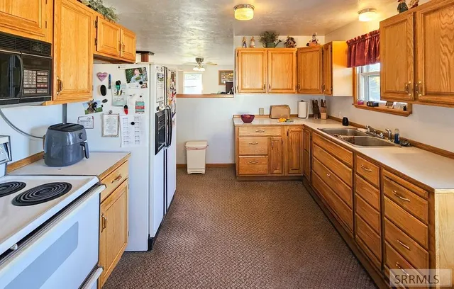 $278,000 | 338 North Hazel Street, Arco, ID 83213