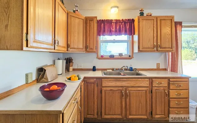 $278,000 | 338 North Hazel Street, Arco, ID 83213