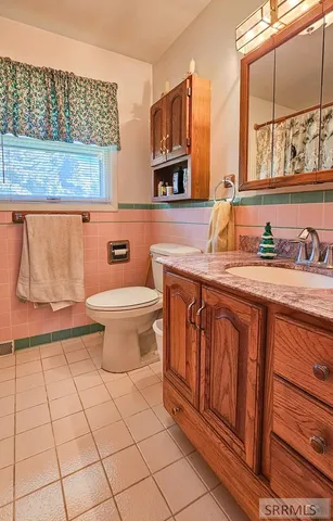 $278,000 | 338 North Hazel Street, Arco, ID 83213