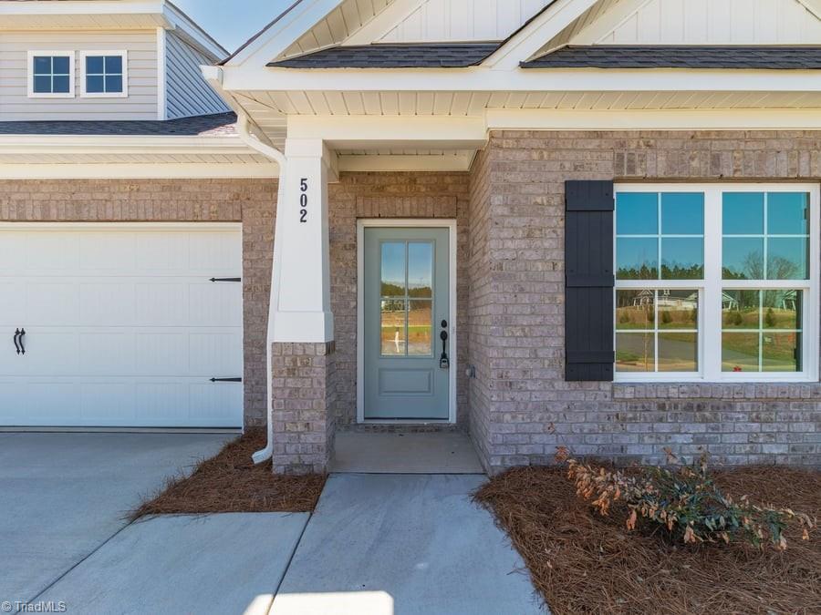502 Beeson Court Clemmons, NC 27012 - Photo 2 of 29
