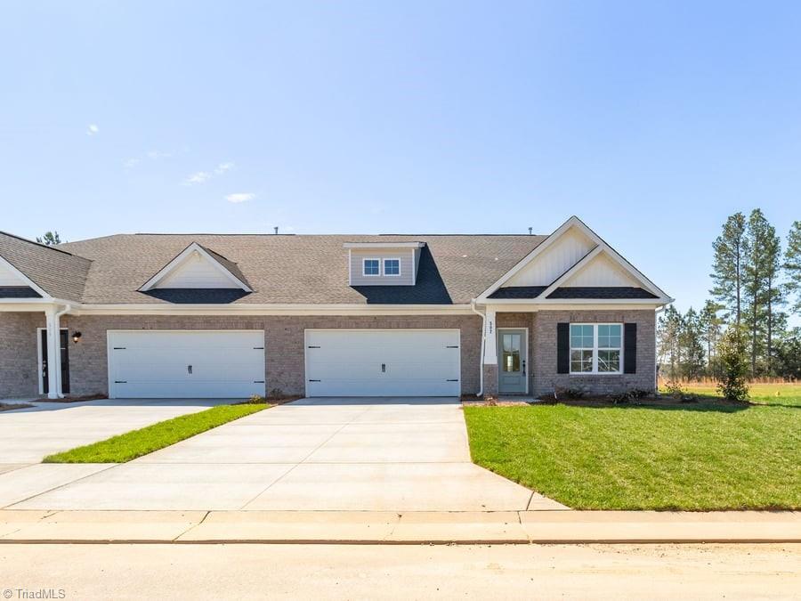 502 Beeson Court Clemmons, NC 27012 - Photo 3 of 29