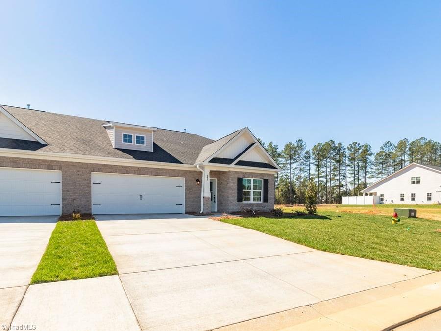 502 Beeson Court Clemmons, NC 27012 - Photo 4 of 29