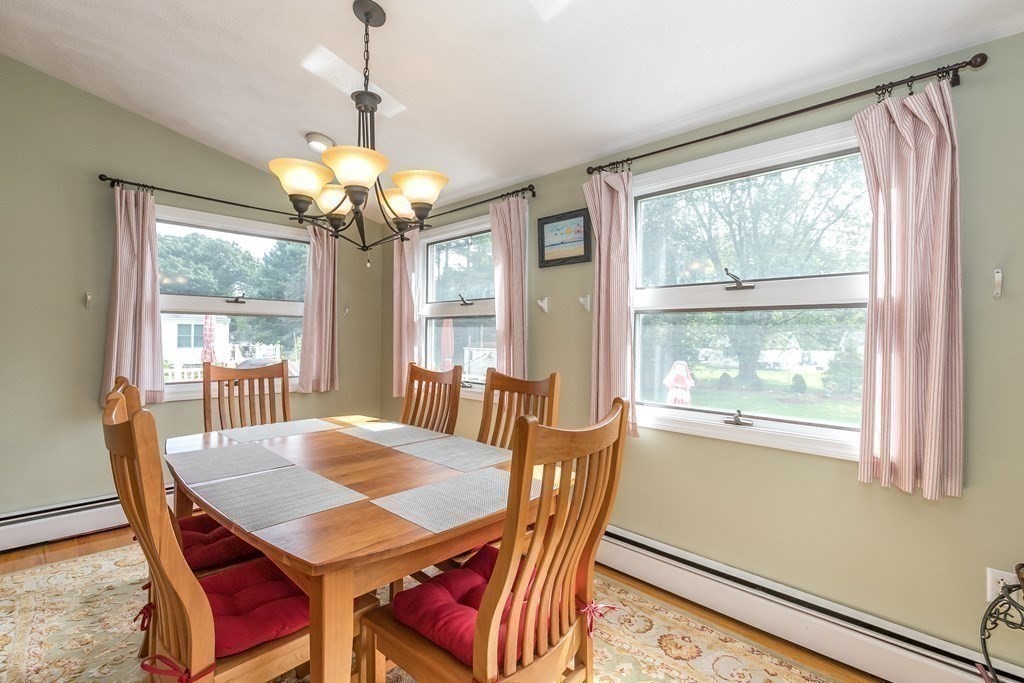 7 Baldwin Road Billerica, MA 01821 - Photo 11 of 35