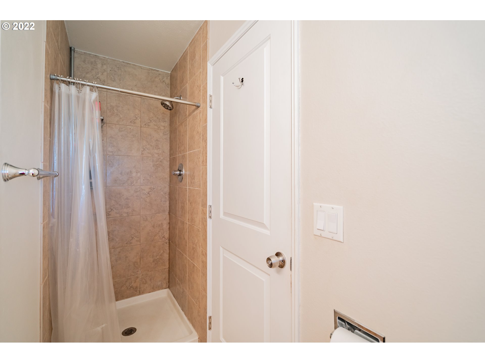 26415 Northeast Brunner Road Camas, WA 98607 - Photo 13 of 32 a bathroom with a shower and a sink