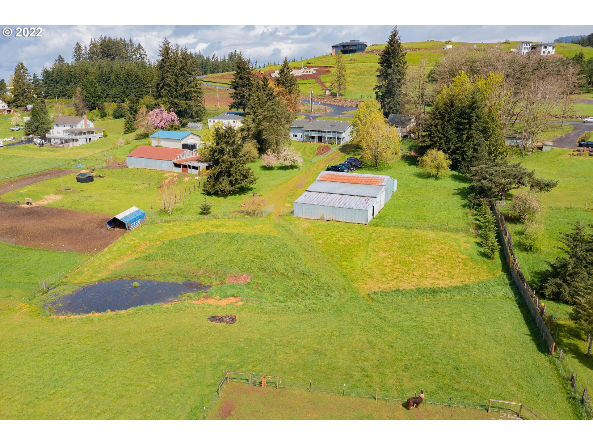 26415 Northeast Brunner Road Camas, WA 98607 - Photo 27 of 32 a view of an ocean from a balcony