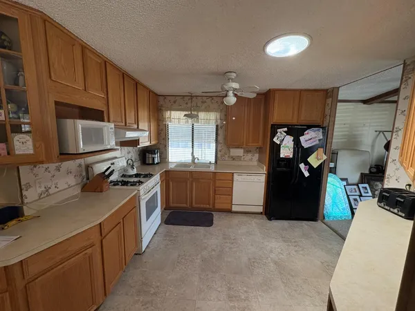 $116,000 | 19690 Highway 99, Unit 164, Acampo, CA 95220
